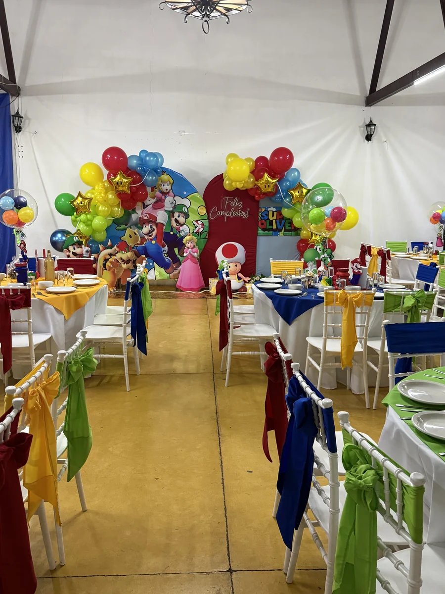 Fiesta infantil temática Mario Bros en Salón El Rincón